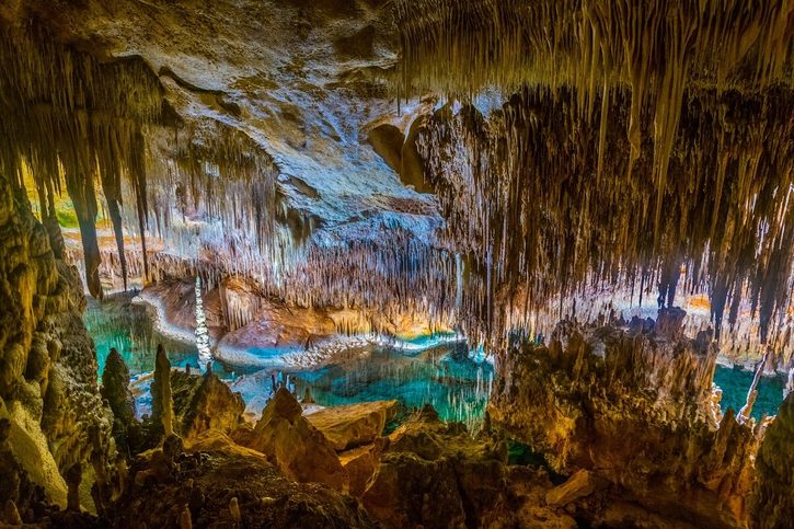 Palma de Mallorca - Jeskyně Drach (Cuevas del Drach)  Palma de Mallorca - Jeskyně Drach (Cuevas del Drach)