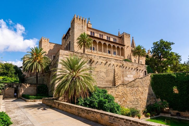 Palma de Mallorca - Palác La Almudaina  Palma de Mallorca - Palác La Almudaina