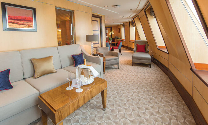 Royal Suite, obývací část - Queen Mary 2